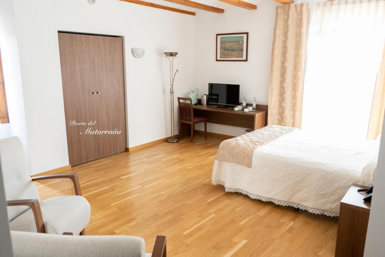 Hotel Baron Andilla Valdealgorfa Buitenkant foto